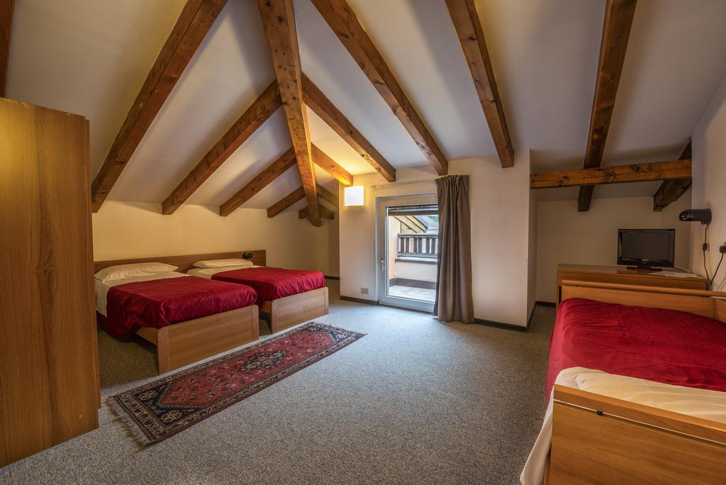 Hotel Drago メッツォコローナ 部屋 写真