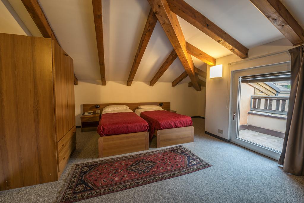 Hotel Drago メッツォコローナ 部屋 写真