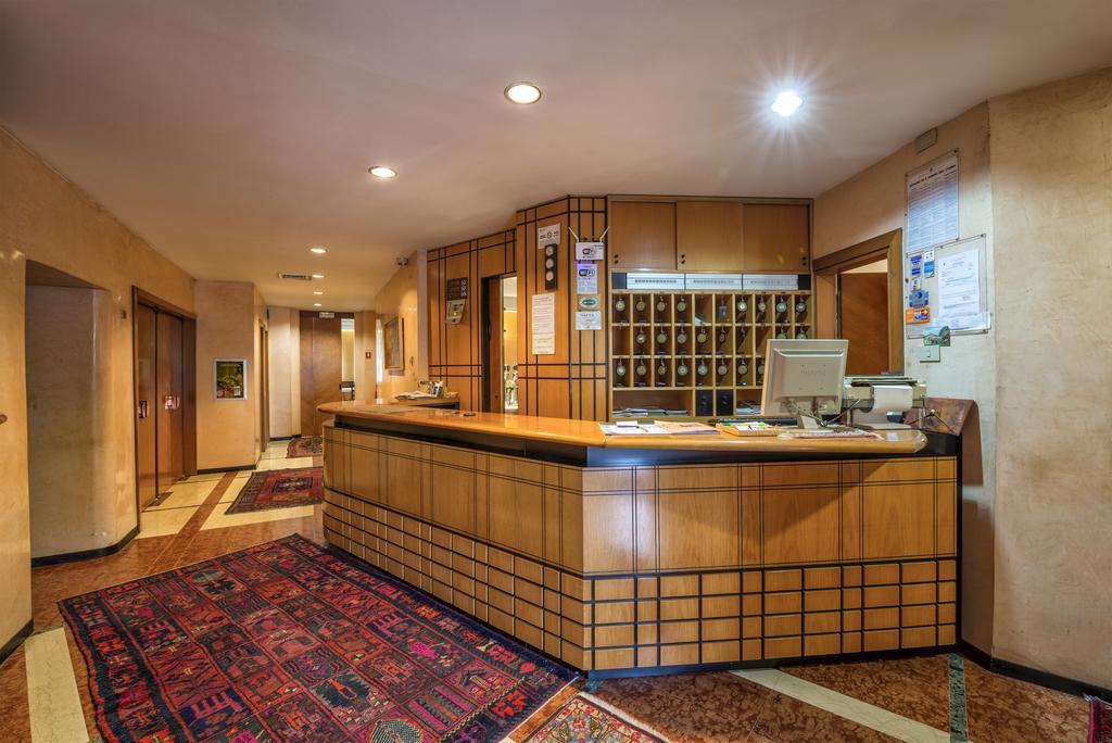 Hotel Drago メッツォコローナ エクステリア 写真